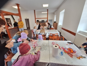 Tvořivá dílnička ve Společenském centru - Spolek Domanínských maminek