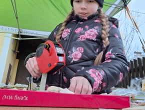 Spolek Domanínských maminek - Charitativní jarmark na podporu Výcvikového canisterapeutického sdružení Hafík z.s.