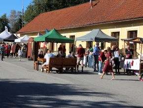 Jarmark s tradičními výrobky a pokrmy