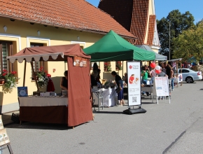 Jarmark s tradičními výrobky a pokrmy